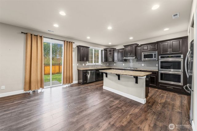 18815 Greenwood Place E, Bonney Lake, WA 98391