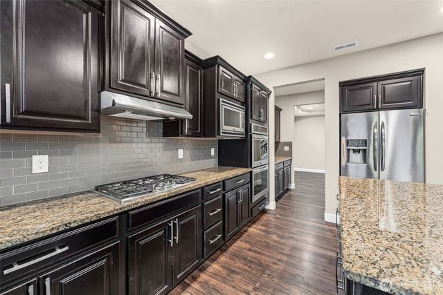 18815 Greenwood Place E, Bonney Lake, WA 98391