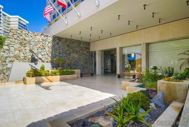 1770 Avenida del Mundo 1004, Coronado, CA 92118