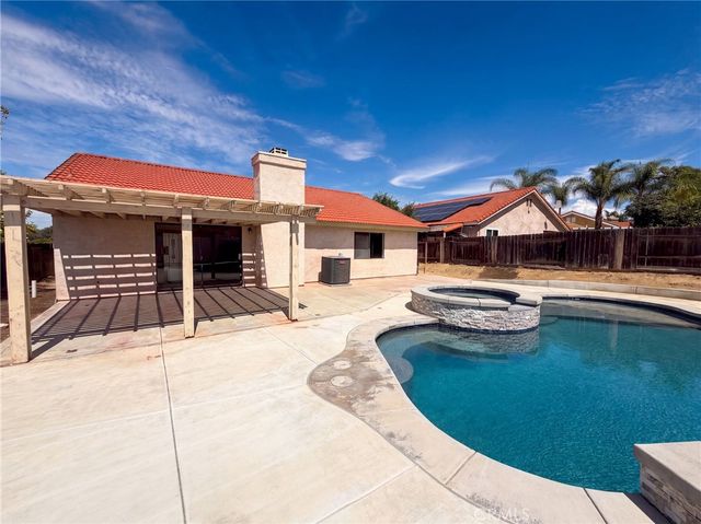 25431 Pistache Court, Murrieta, CA 92563