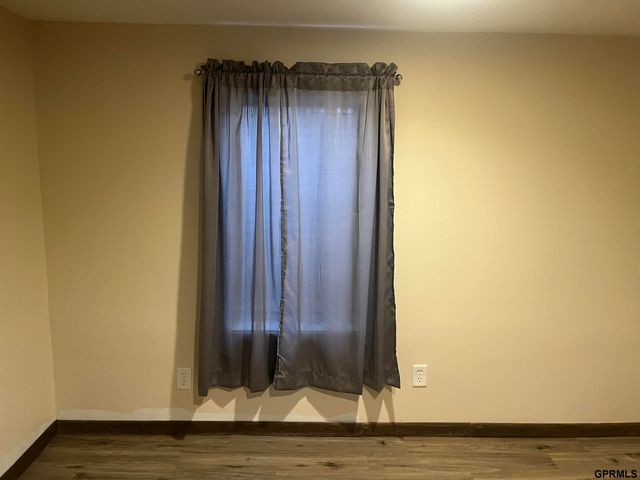 310 Hillcrest Drive, Plattsmouth, NE 68048