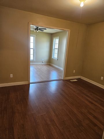 212 Jennings Cir, Tullahoma, TN 37388