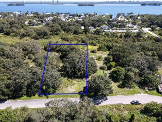 4108 Mariner Oaks Way, St Lucie Village, FL 34946