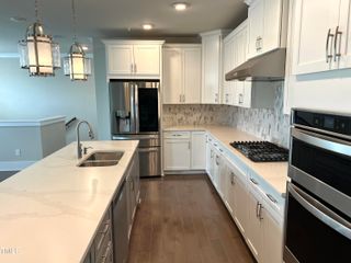 10530 Sablewood Drive 113, Raleigh, NC 27617