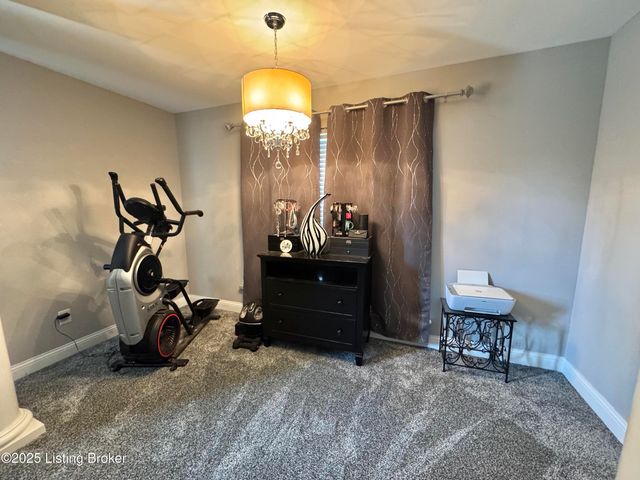 221 Willow Bend Ct, Mt Washington, KY 40047