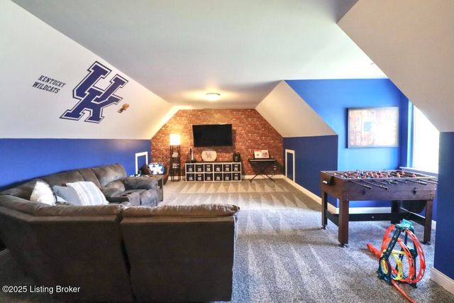 221 Willow Bend Ct, Mt Washington, KY 40047