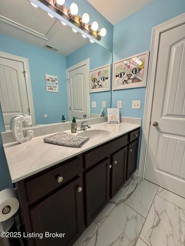 221 Willow Bend Ct, Mt Washington, KY 40047