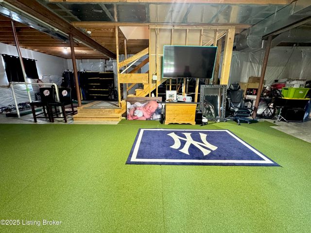 221 Willow Bend Ct, Mt Washington, KY 40047