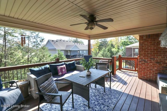 221 Willow Bend Ct, Mt Washington, KY 40047