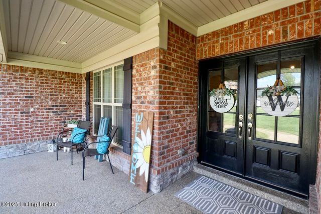 221 Willow Bend Ct, Mt Washington, KY 40047