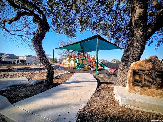 11414 Oaks Hike, San Antonio, TX 78245