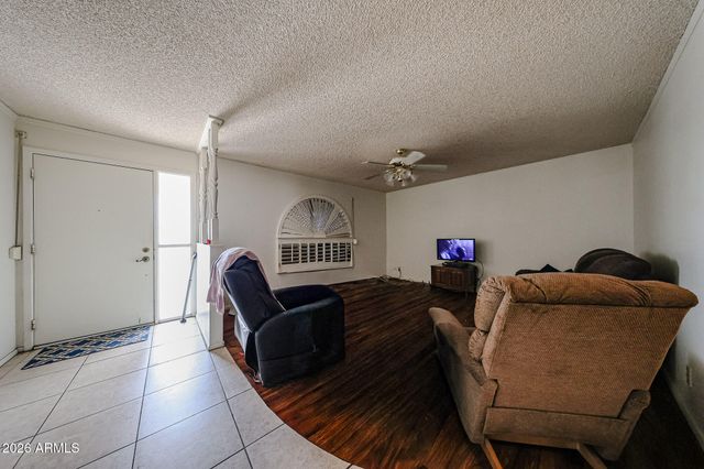 4032 E CATALINA Circle, Mesa, AZ 85206