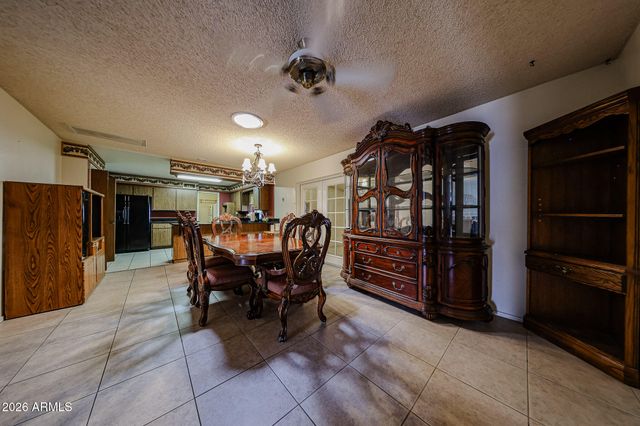 4032 E CATALINA Circle, Mesa, AZ 85206