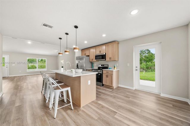 5652 Cortez Blvd., Sebring, FL 33872