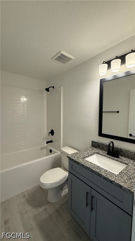 657 Windermere DR, Lehigh Acres, FL 33972