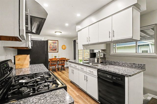 624 Susan Drive, Ann Arbor, MI 48103