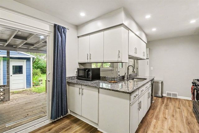 624 Susan Drive, Ann Arbor, MI 48103