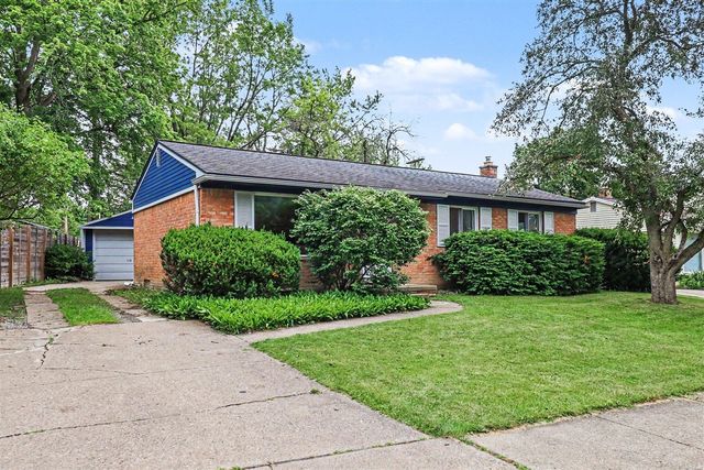 624 Susan Drive, Ann Arbor, MI 48103