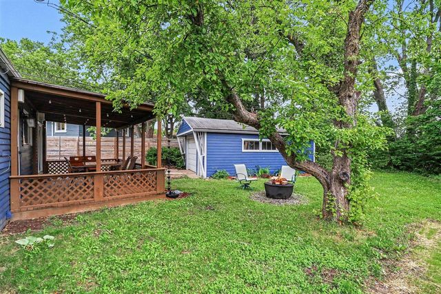 624 Susan Drive, Ann Arbor, MI 48103