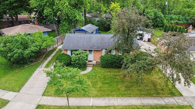 624 Susan Drive, Ann Arbor, MI 48103