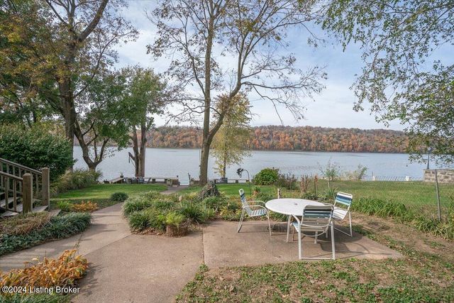 1122 Riverside Dr, Prospect, KY 40059
