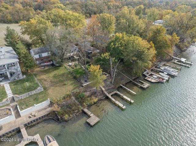 1122 Riverside Dr, Prospect, KY 40059