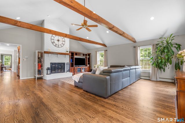 38 Wigwam Drive, Shelton, CT 06484