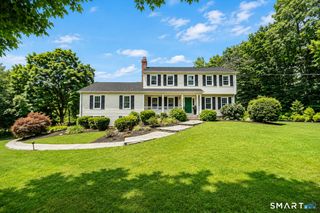 38 Wigwam Drive, Shelton, CT 06484