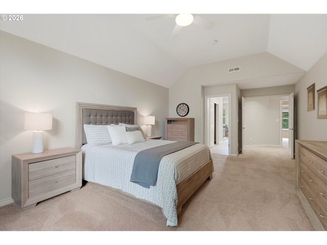 17628 Nw GILBERT Ln, Portland, OR 97229