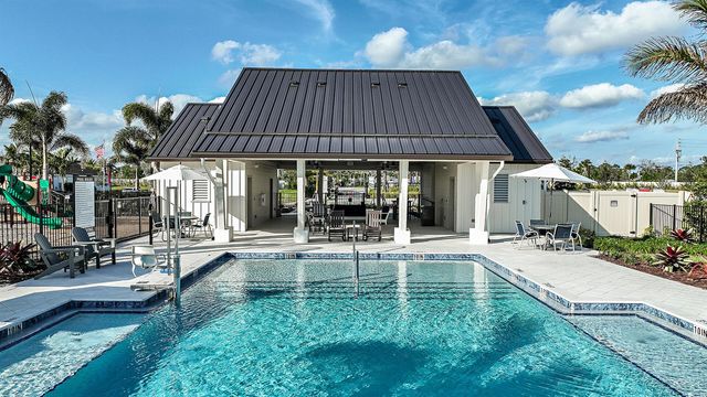 605 SE Ranch Oak Circle, Port St. Lucie, FL 34984