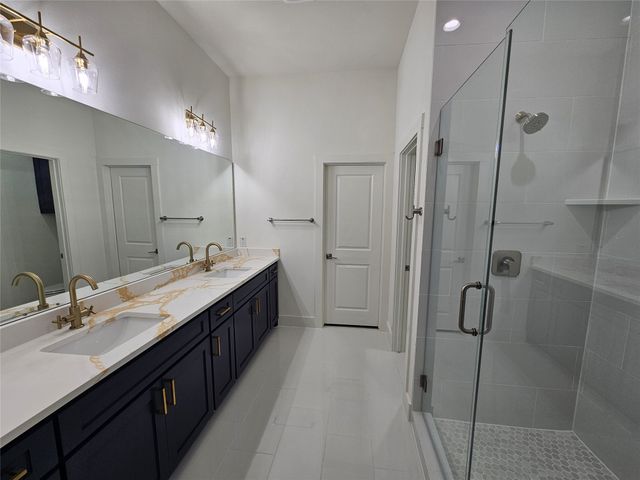 136 Rosemary, Azle, TX 76020