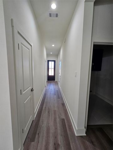 136 Rosemary, Azle, TX 76020