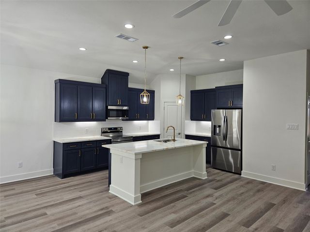 136 Rosemary, Azle, TX 76020