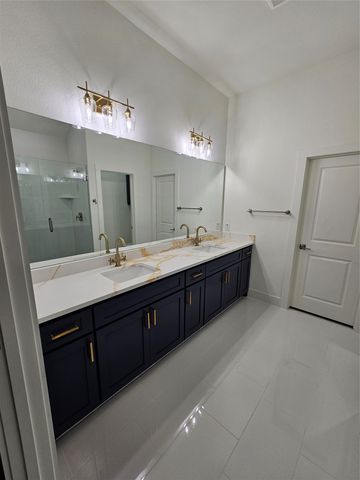 136 Rosemary, Azle, TX 76020