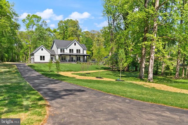 11800 VALLEY RD, Fairfax, VA 22033