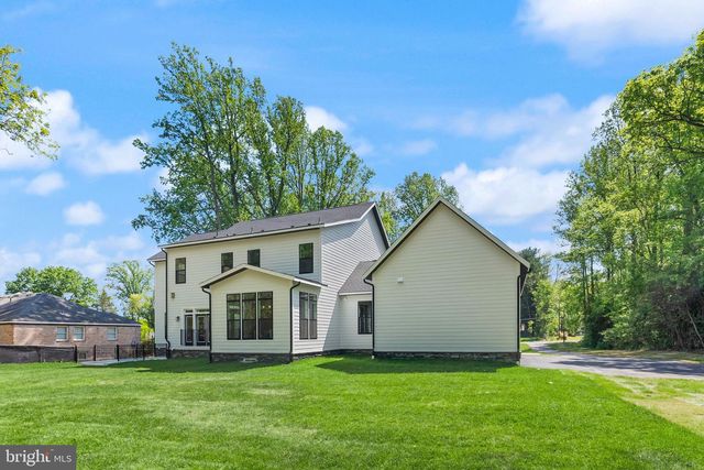 11800 VALLEY RD, Fairfax, VA 22033