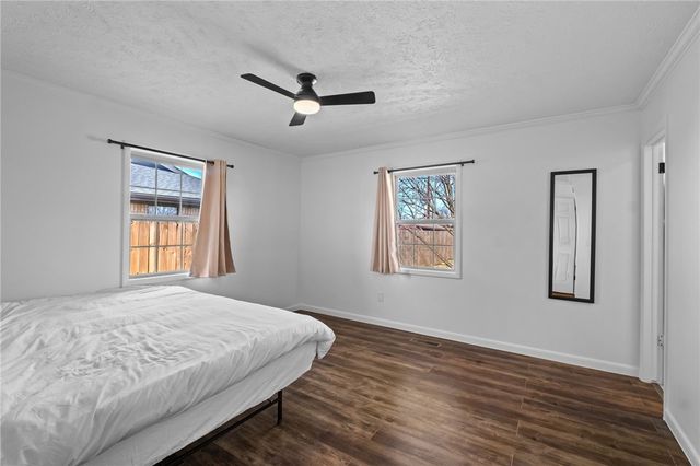 706 NW 14th Street, Bentonville, AR 72712