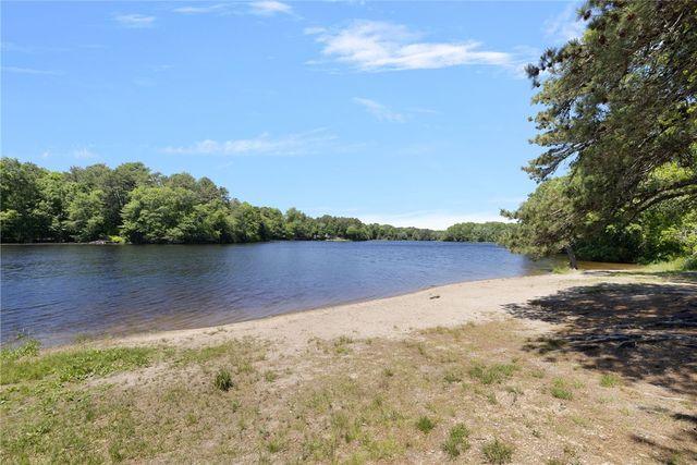 540 Switch Road, Richmond, RI 02894