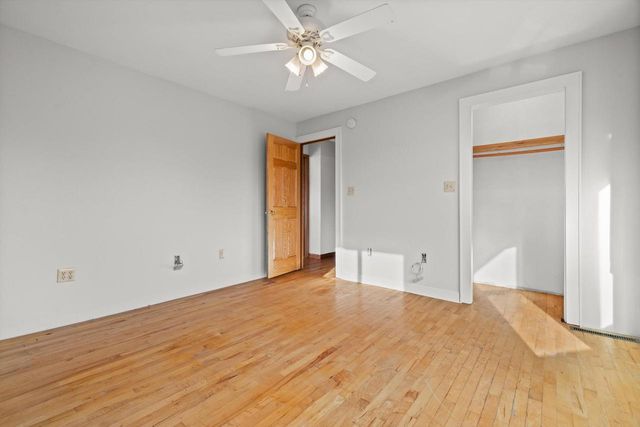 2739 S Shore DRIVE, Milwaukee, WI 53207