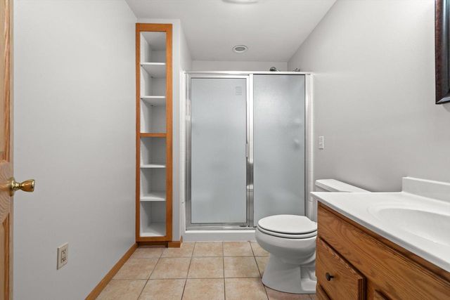 2739 S Shore DRIVE, Milwaukee, WI 53207