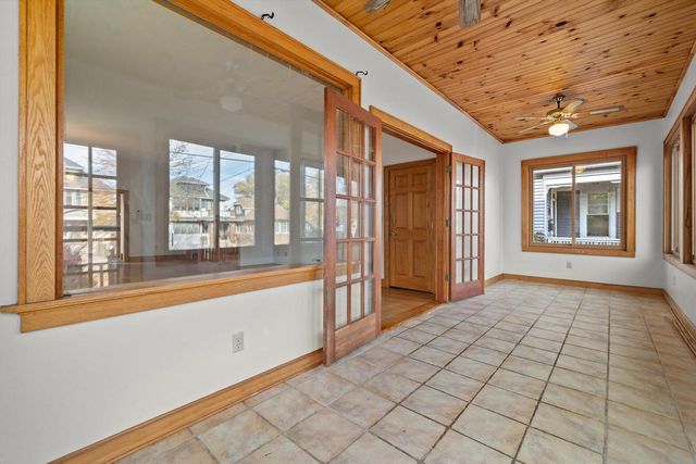 2739 S Shore DRIVE, Milwaukee, WI 53207