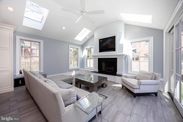 403 N CHURCH ST, West Chester, PA 19380