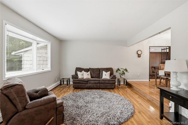 289 Central Avenue, Bohemia, NY 11716