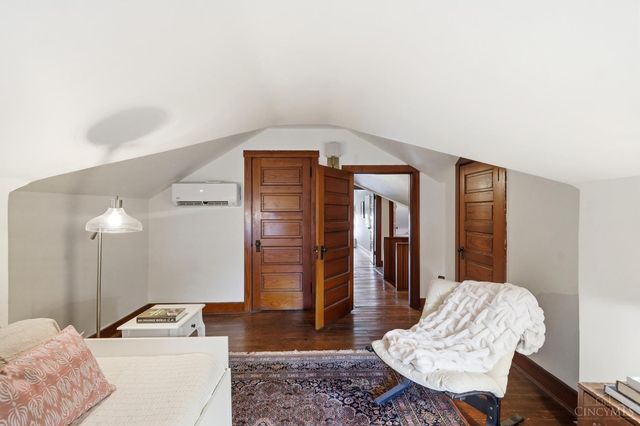 2200 East Hill Avenue, Cincinnati, OH 45208