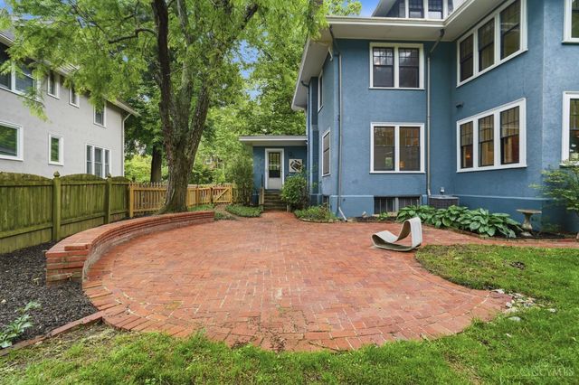 2200 East Hill Avenue, Cincinnati, OH 45208