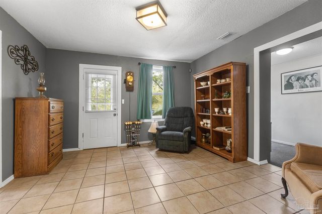 3211 N Hayne St, Pensacola, FL 32503