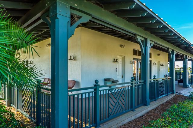 921 RIVERSCAPE STREET, Bradenton, FL 34208