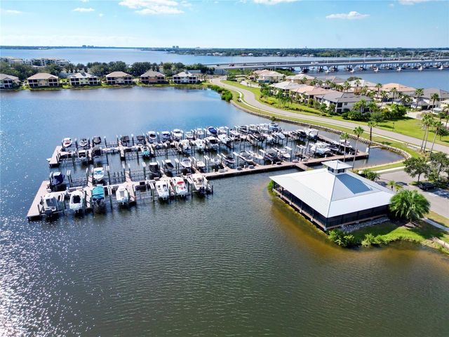 921 RIVERSCAPE STREET, Bradenton, FL 34208