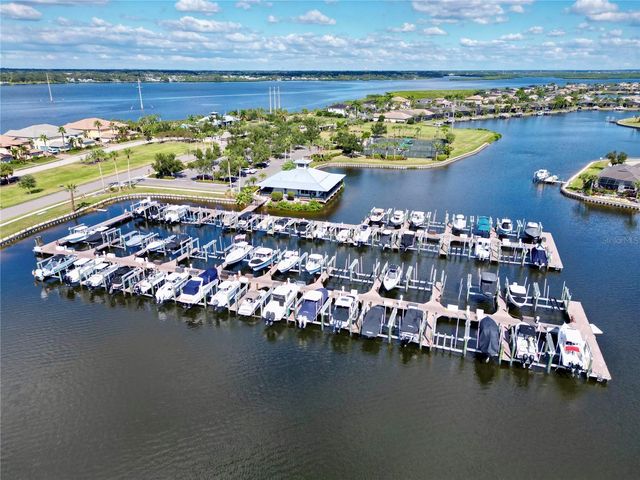 921 RIVERSCAPE STREET, Bradenton, FL 34208