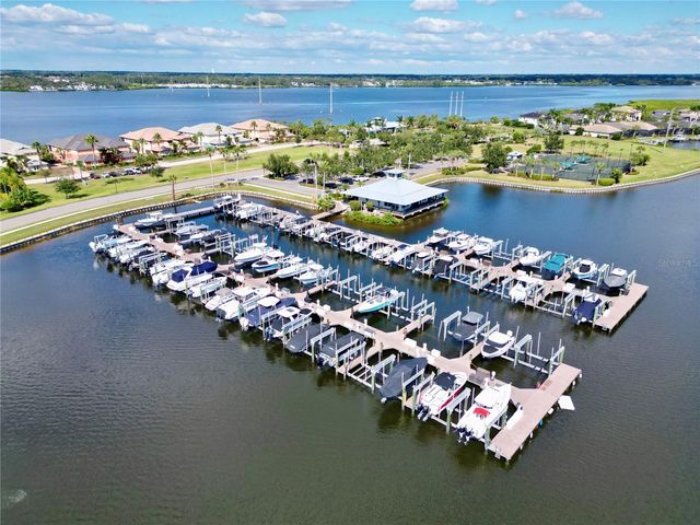 921 RIVERSCAPE STREET, Bradenton, FL 34208